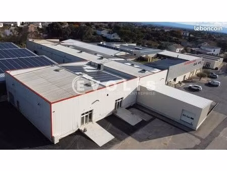 local industriel 2 653 m²
