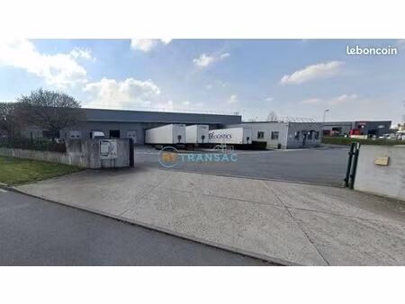 local d'activité 3 541 m²