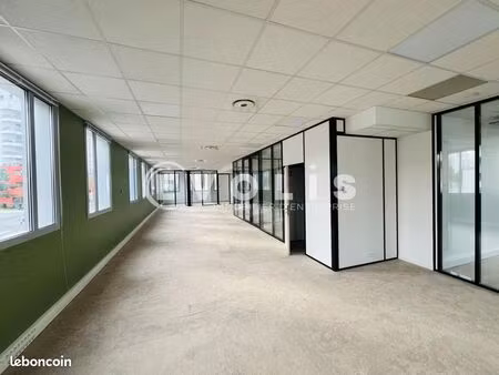 bureaux 264 m²
