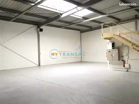 local industriel 281 m²