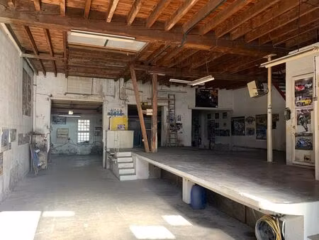 garage / local commercial / entrepôt