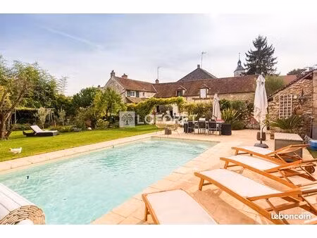 longère 7 pièces 187 m²