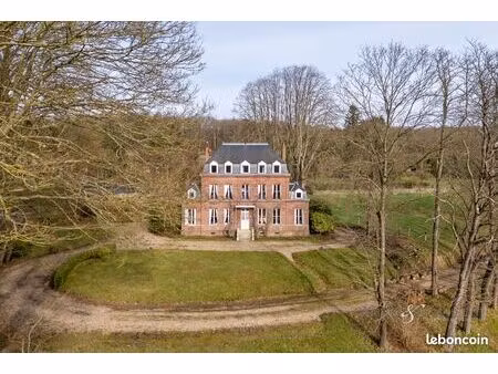 maison 10 pièces 252 m²