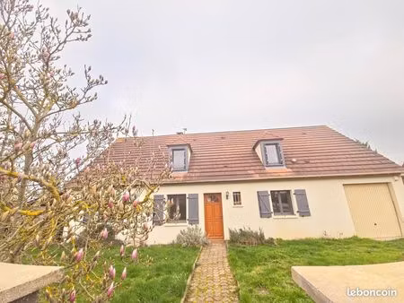maison 7 pièces 130 m²