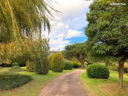 terrain 1074 m² crespieres