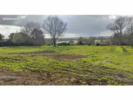 terrain a construire viabilisé 644m2 - la bretonniere la claye