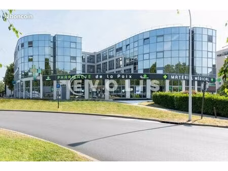 bureaux 358 m²