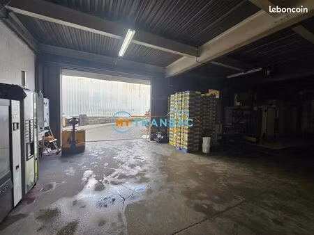 local industriel 300 m²