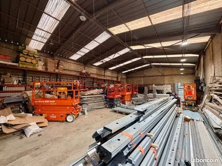 local d'activite 880 m² saint-soupplets