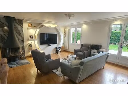 maison 6 pièces 135m² rénovée - jouars-pontchartrain (78760) - 439 000 - rare en plein cœu