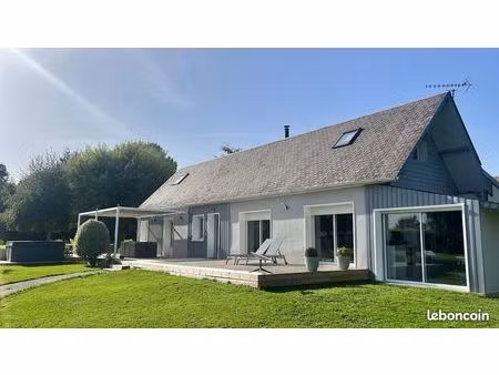 maison 163m2 - terrain 4300m2 - piscine et spa