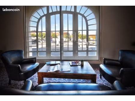 proche chauvigny  ancien relais de poste