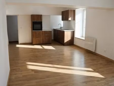 duplex 80 m² – 3 chambres – 2 sdb – centre moret-sur-loing – proche gare ligne r –bon dpe