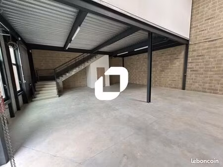 local d'activité 190 m²
