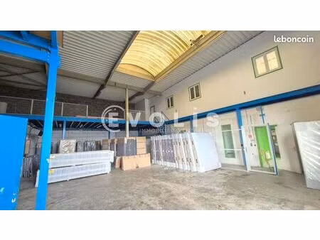 local d'activité 432 m²