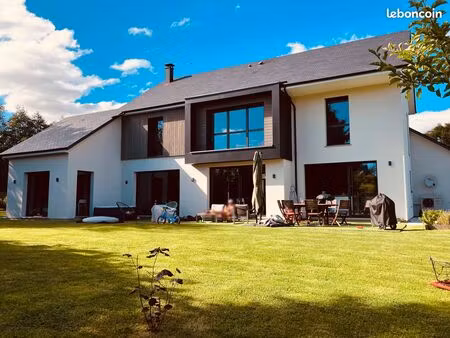 maison 5 chambres 202 m2