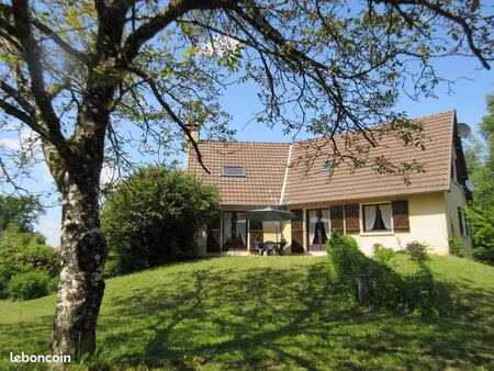 maison d'architecte  6 pièces  144m2