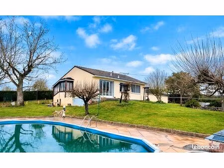 maison t4 avec vue   terrain clos   une piscine   un atelier   un double garage   une cave