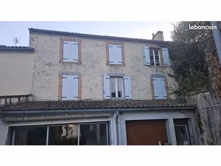 maison 12 pièces 337 m²