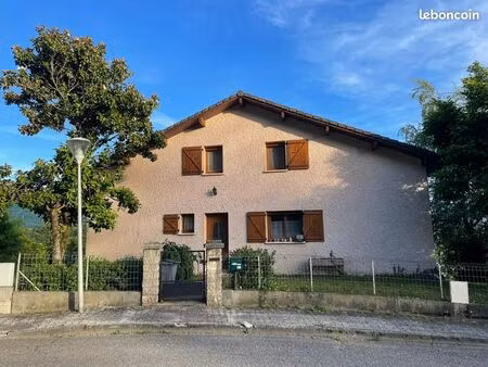 grande maison 5 chambres 150m² + 110 m² sous-sol