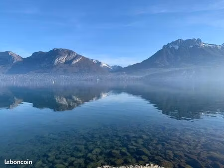 propriété au bord du lac de annecy