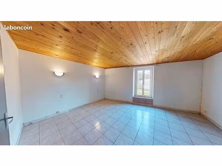 maison de village 3 pièces 79 m²