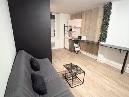 studior lumineux au cœur de melun