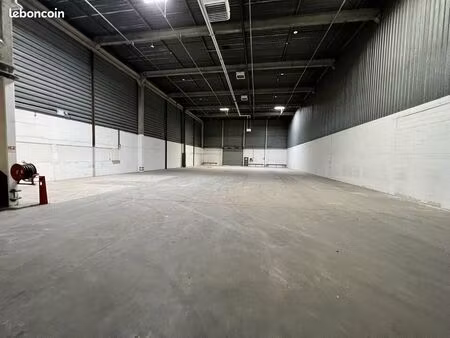 local d'activite 1484 m² aulnay sous bois