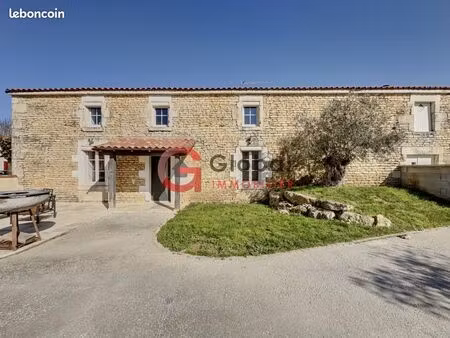 longère 5 pièces 128 m²