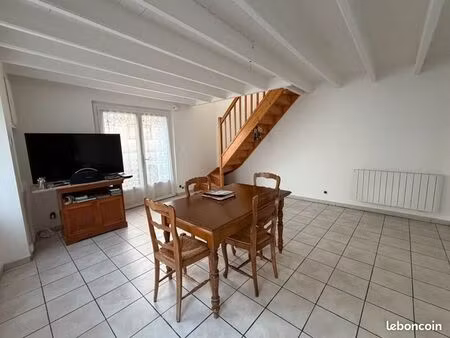maison 3 pièces 81 m²