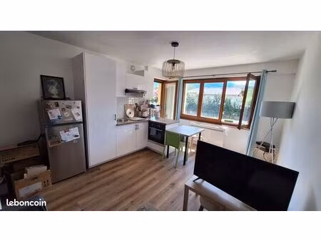 amancy t2 meublé refait à neuf