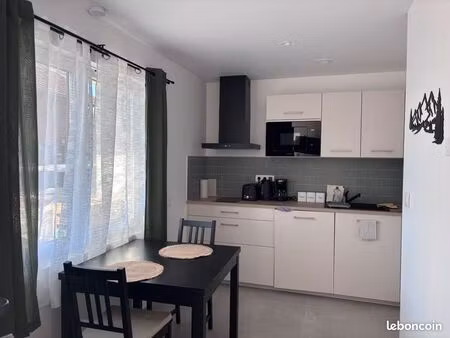 studio 20m2 neuf à louer - centre village d'archamps