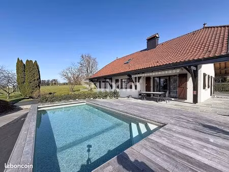 maison 5 pièces 164 m²