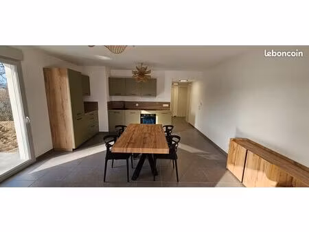 rare à la location : t3 meublé neuf avec jardin & garage – centre de cusy