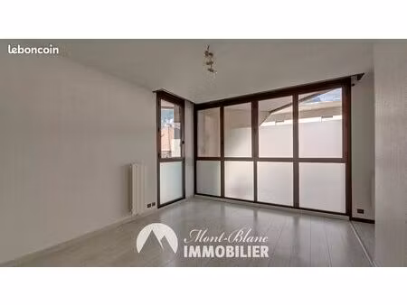 local 44 m² sallanches