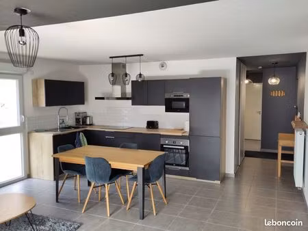 location t3 meublé 66m² avec balcon  parking & garage - face gare bonneville