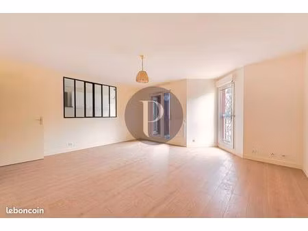appartement 4 pièces 94 m²