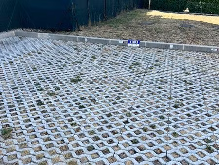 ?️ place de parking drumettaz