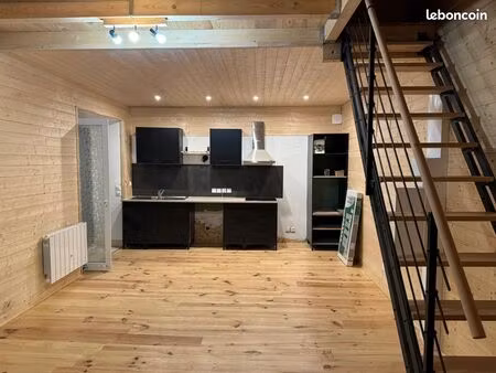 a louer maison de village avec terrain