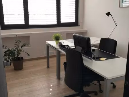 bureau tout équipé de 16m2