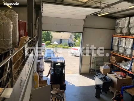 local d'activite 521 m² saint felix