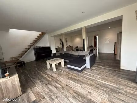 maison individuelle 180m2