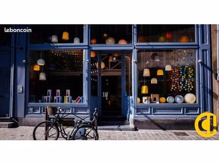 local commercial 65 m²