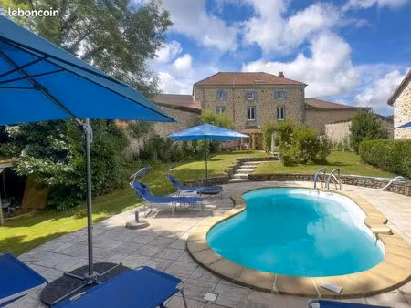 maison 10 pièces 283 m²