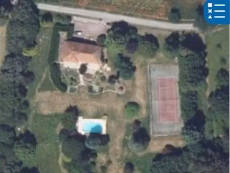 maison t6 sur parc 1ha avec piscine et terrain tennis