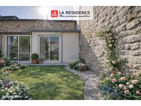 villa 5 pièces 95 m²