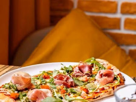 restaurant italien à vendre en plein centre de rouen rive droite