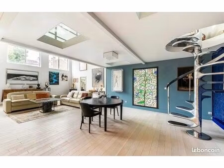 maison 10 pièces 355 m²