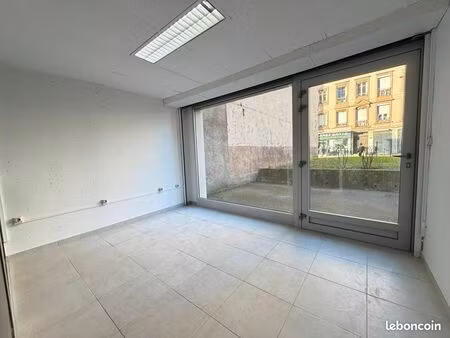 local commercial 53 m²