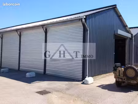 local industriel 85 m²